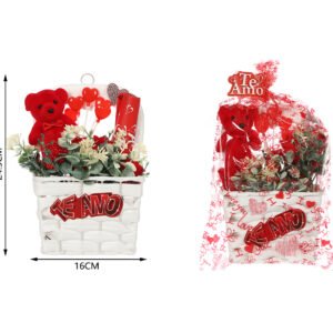 Oso de espuma con rosa en cesta