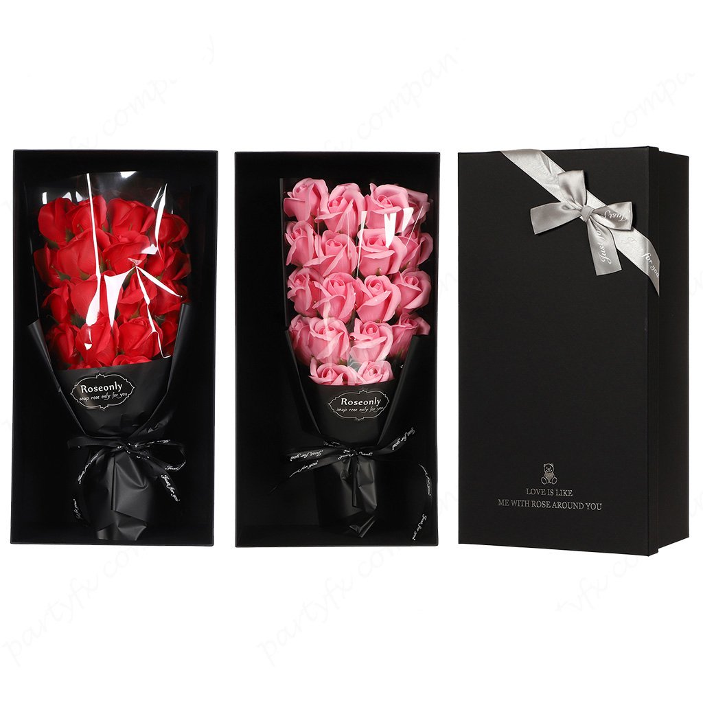 Ramo de 18 flores en caja negra